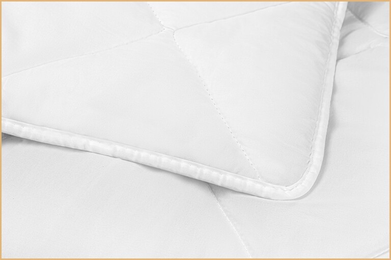 KOŁDRA 160x200 CAŁOROCZNA ANTYALERGICZNA MIĘKKA POLSKI PRODUKT 1,75kg (6)